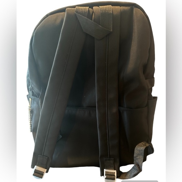 Hello Kitty Backpack - Picture 2 of 5